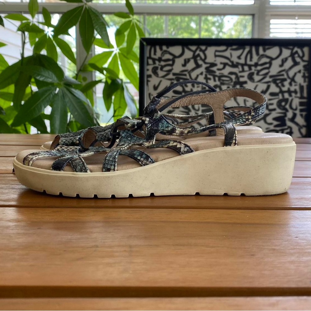 Johnston & Murphy Blue Python Espadrille Sandals … - image 3